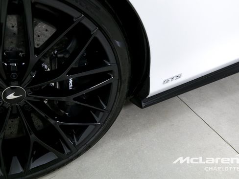 Used 2025 McLaren GTS RWD image 33