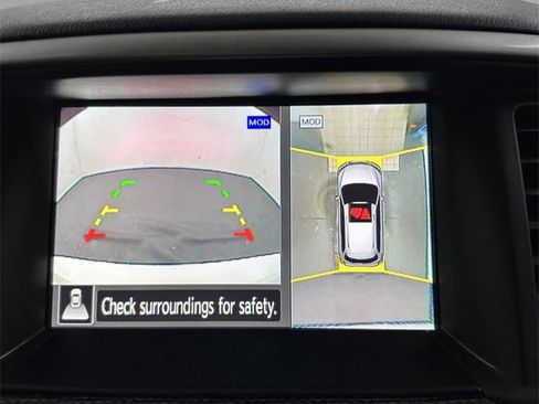 Used 2020 Nissan Pathfinder SL image 25