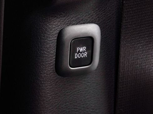 New 2026 Toyota Sienna XLE Woodland Edition AWD/4WD image 35