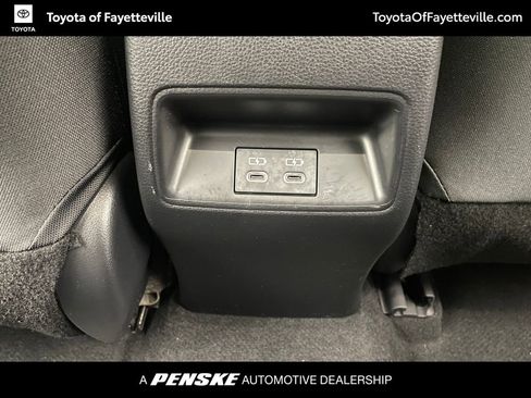 Used 2025 Toyota Corolla SE w/ SE Premium Package image 25