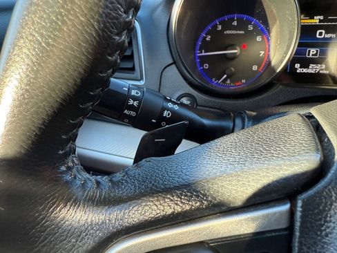 Used 2017 Subaru Outback 2.5i Premium image 34