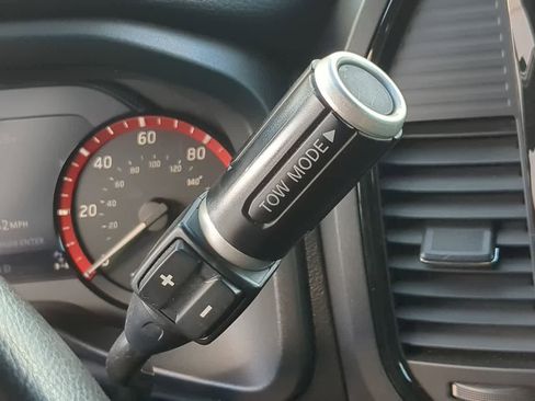 Used 2020 Nissan Titan PRO-4X w/ Pro-4x Convenience Package image 35