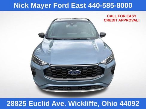 Used 2023 Ford Escape ST-Line w/ Tech Pack #1 AWD/4WD image 2
