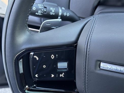 Used 2023 Land Rover Range Rover Sport SE Dynamic image 28