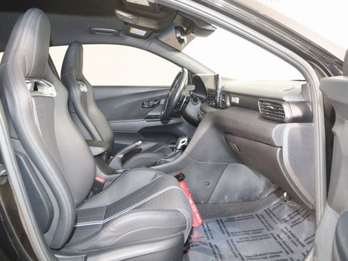 Used 2022 Hyundai Veloster N image 11