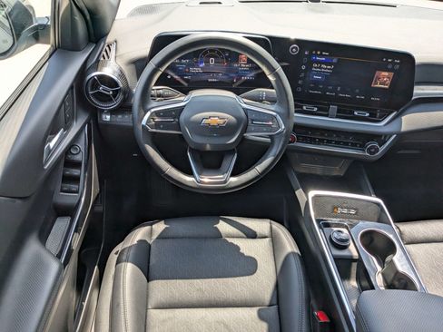Used 2026 Chevrolet Equinox LT w/ Convenience Package II AWD/4WD image 18