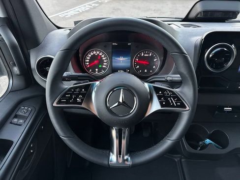 New 2025 Mercedes-Benz Sprinter 2500 image 14