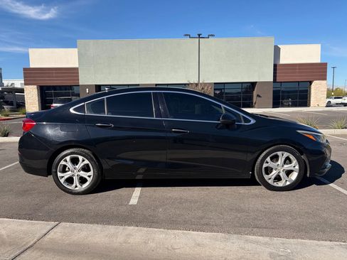 Used 2016 Chevrolet Cruze Premier image 8