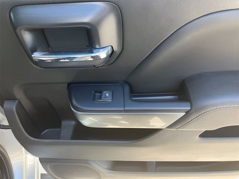 Used 2018 Chevrolet Silverado 1500 LT w/ All Star Edition image 40