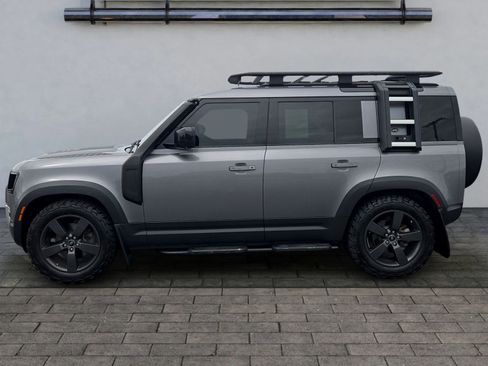 Used 2020 Land Rover Defender 110 S AWD/4WD image 6
