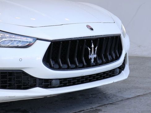 Used 2018 Maserati Ghibli S Q4 image 11