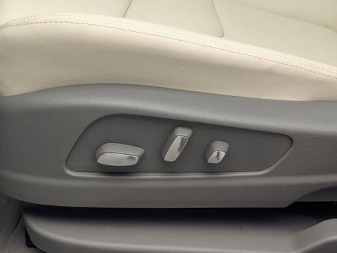 New 2026 Cadillac XT5 Premium Luxury w/ LPO, Floor Liner Package image 20