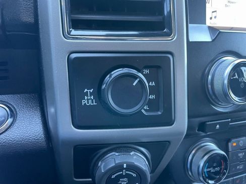 Used 2017 Ford F150 Lariat w/ Equipment Group 502A Luxury AWD/4WD image 53