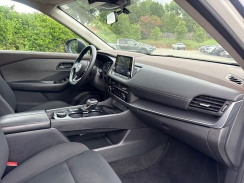 Used 2023 Nissan Rogue S AWD/4WD image 24