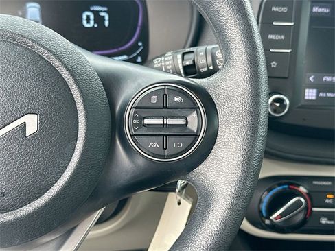 Certified 2023 Kia Soul LX image 29