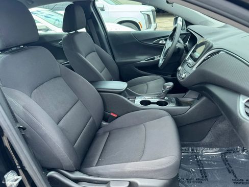 Used 2023 Chevrolet Malibu LS FWD image 18