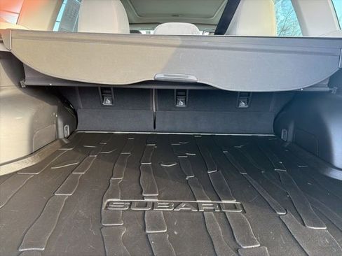 Used 2021 Subaru Forester Premium AWD/4WD image 10