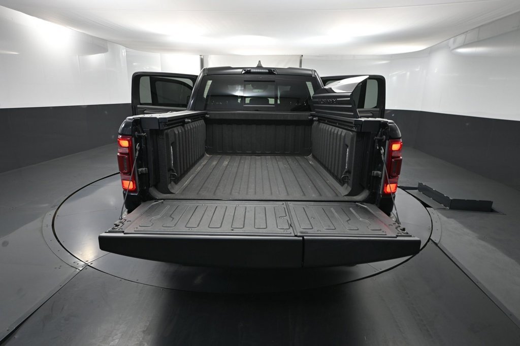 Used 2021 RAM 1500 Limited AWD/4WD image 37