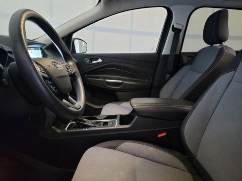 Used 2018 Ford Escape SE w/ SE Sync 3 Package FWD image 17