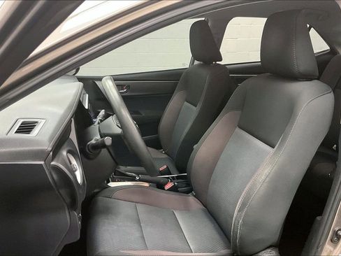 Used 2017 Toyota Corolla LE w/ Carpet Mat Package (TMS) image 16