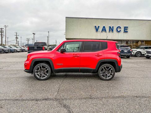 Used 2020 Jeep Renegade Sport image 4