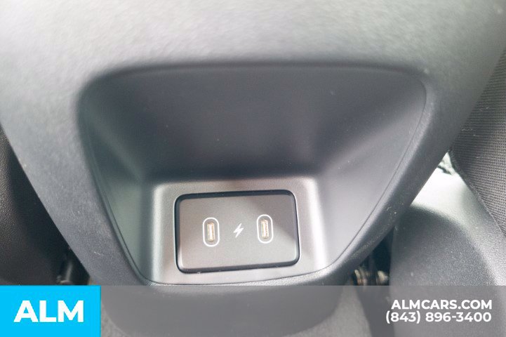 Used 2026 Hyundai Elantra SE FWD image 17