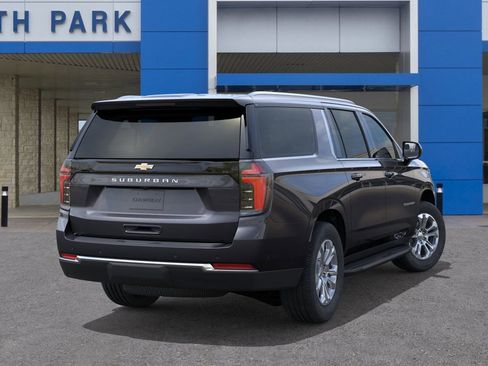 New 2026 Chevrolet Suburban LS RWD image 4