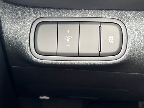 New 2026 Hyundai Venue SE FWD image 34