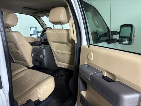 Used 2012 Ford F350 Lariat w/ Lariat Ultimate Pkg image 28