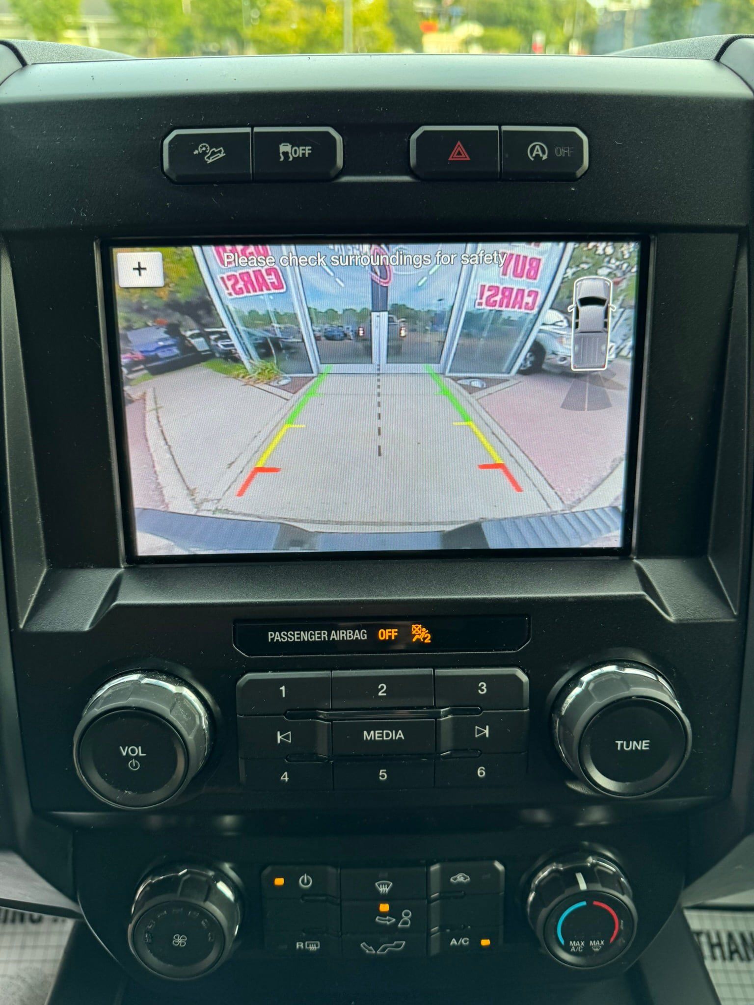 Used 2019 Ford F150 XL w/ Equipment Group 101A Mid AWD/4WD image 21