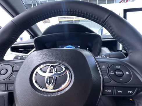 Used 2025 Toyota Corolla FX image 21