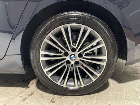 Used 2019 BMW 530i xDrive AWD/4WD image 8