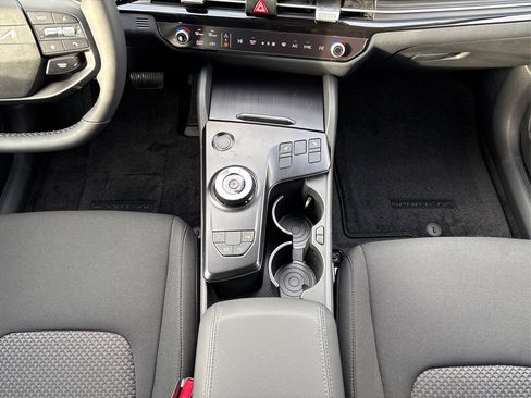 New 2026 Kia Sportage S image 12
