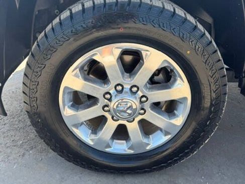 Used 2023 RAM 2500 Laramie AWD/4WD image 40