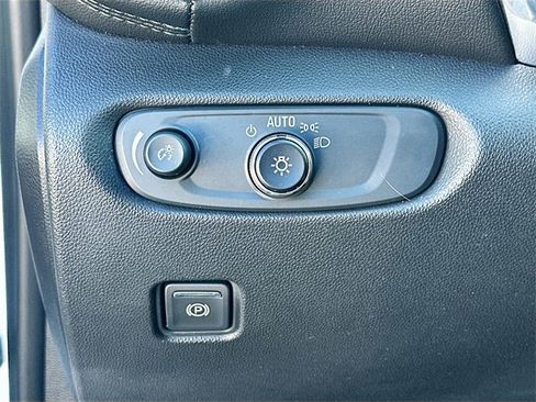 Used 2022 Chevrolet Blazer LT image 10