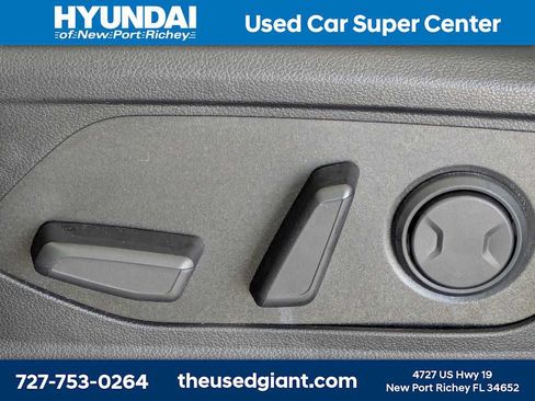 Certified 2024 Hyundai Tucson Limited FWD image 24