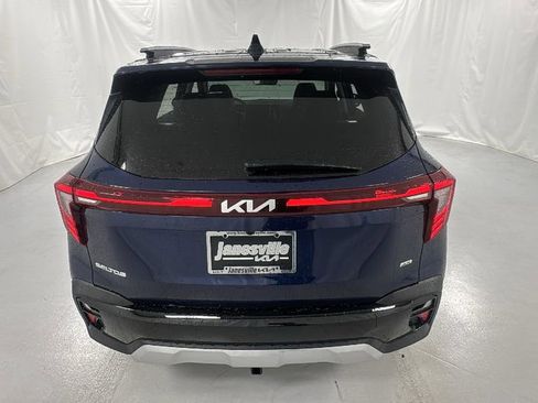 New 2026 Kia Seltos EX image 4