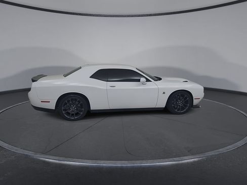 Used 2022 Dodge Challenger R/T Scat Pack w/ Plus Package RWD image 18