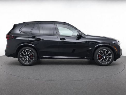 Certified 2026 BMW X5 M60i AWD/4WD image 29