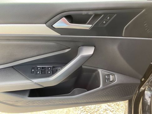 Used 2024 Volkswagen Jetta S image 11