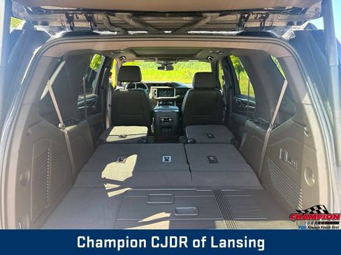Used 2023 GMC Yukon Denali AWD/4WD image 23