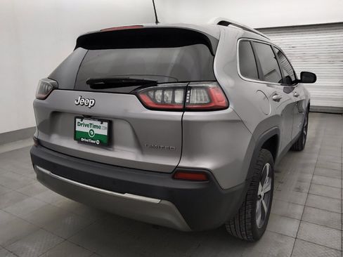 Used 2020 Jeep Cherokee Limited FWD image 9