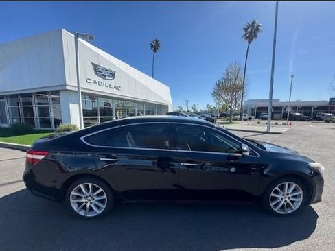 Used 2013 Toyota Avalon XLE Touring image 4