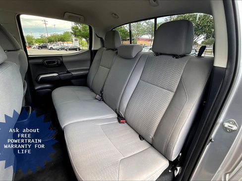 Used 2018 Toyota Tacoma SR5 RWD image 25