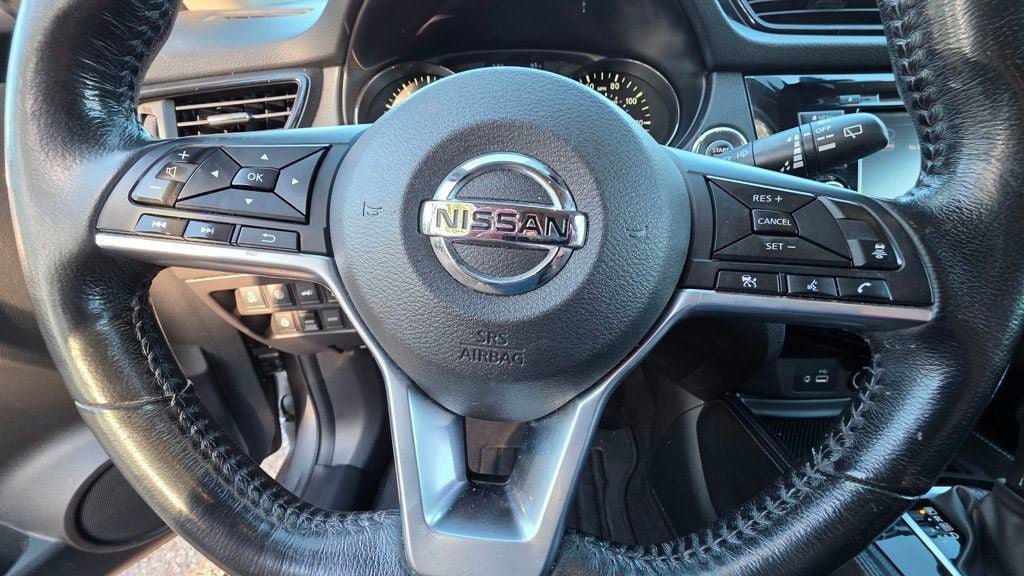 Used 2018 Nissan Rogue SL AWD/4WD image 19