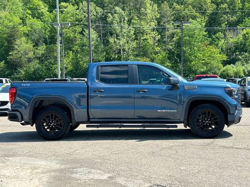 Used 2024 GMC Sierra 1500 Pro w/ Graphite Edition AWD/4WD image 3