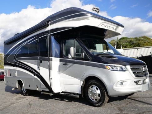 Used 2022 Mercedes-Benz Sprinter 3500 w/ Charging Package, Dashboard image 78