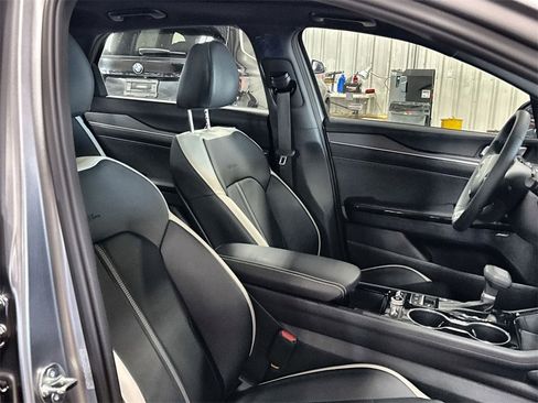 Used 2026 Kia K5 GT-Line w/ GT-Line Premium Package image 31