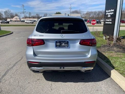Certified 2022 Mercedes-Benz GLC 300 4MATIC image 4