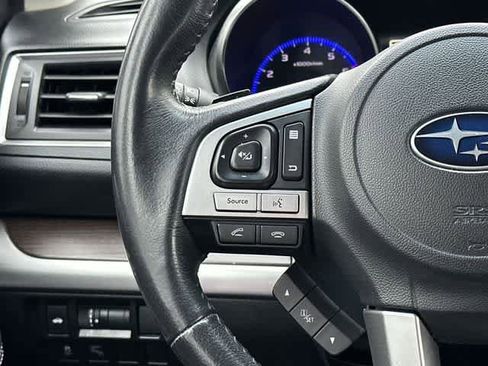 Used 2017 Subaru Legacy 2.5i Limited image 9
